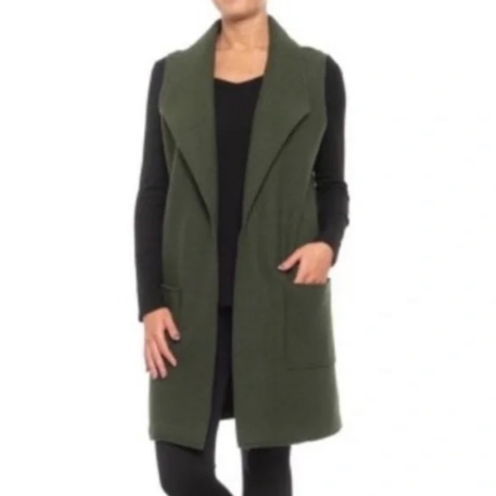 Tahari Sleeveless Vest